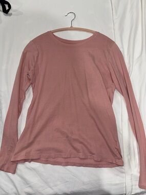 Time and Tru Dusty Rose Long Sleeve Crewneck Top